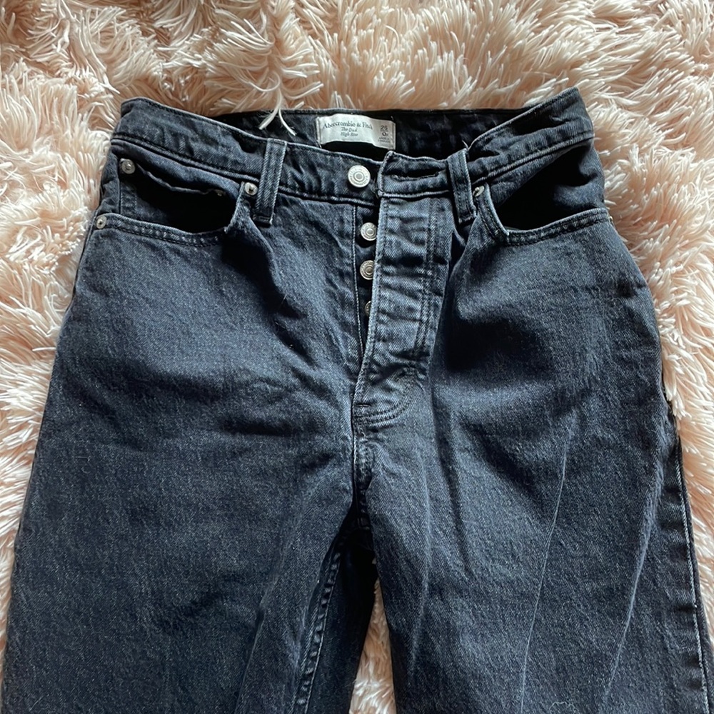 Abercrombie black jeans “dad high rise” size 25 or 0R
